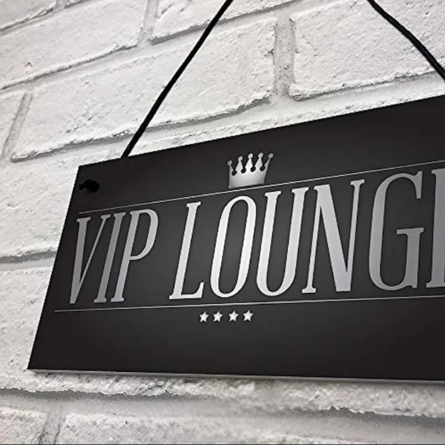 Lentelė „VIP LOUNGE”